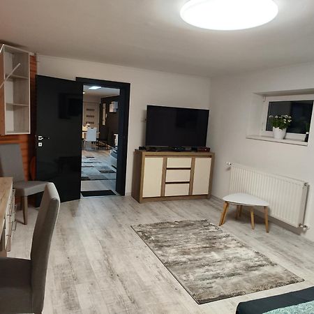 Panoli Apartmanhaz Nyiregyhaza Lägenhet Exteriör bild